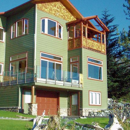 Seward Front Row Bed And Breakfast Екстериор снимка