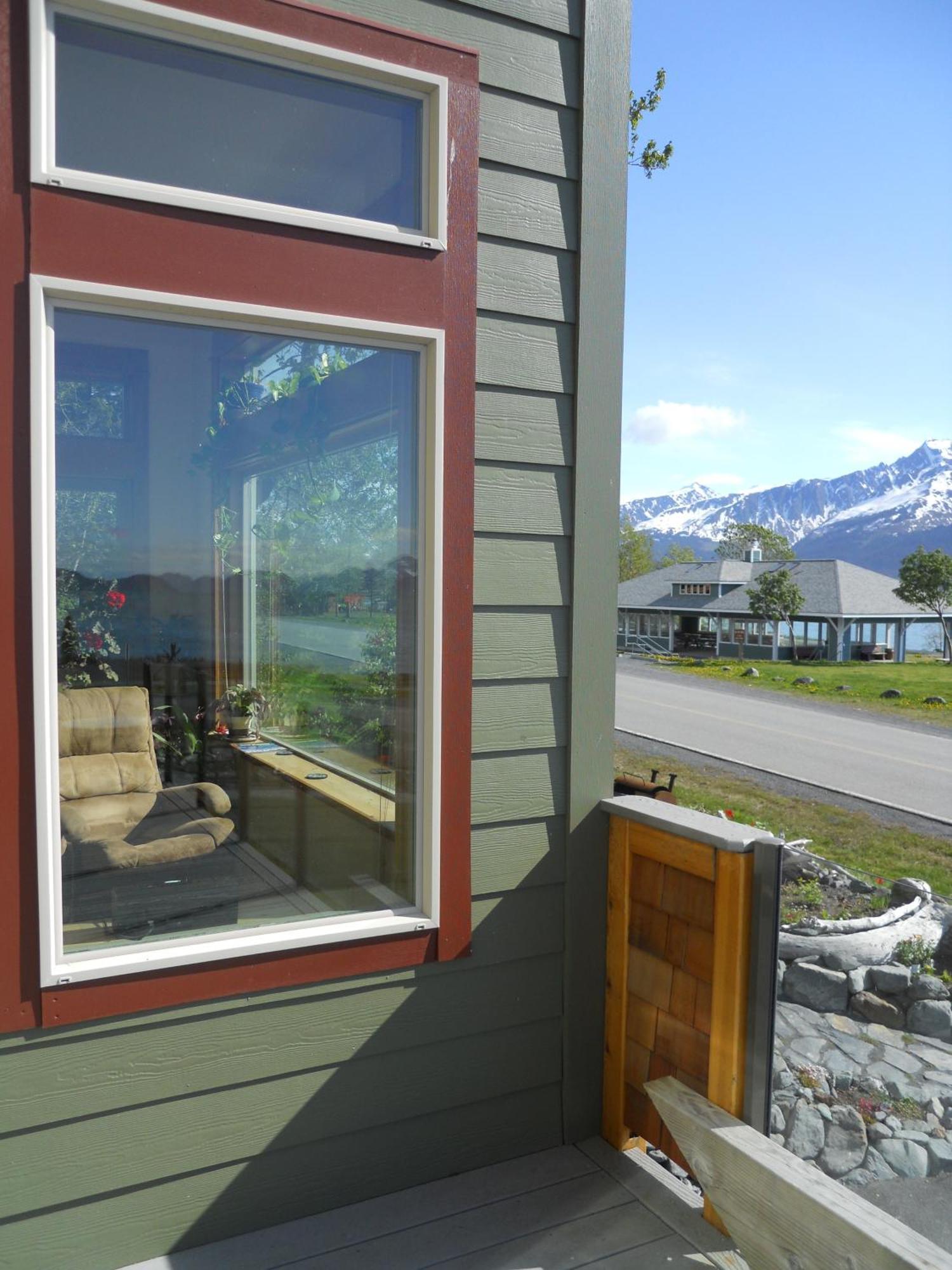 Seward Front Row Bed And Breakfast Екстериор снимка
