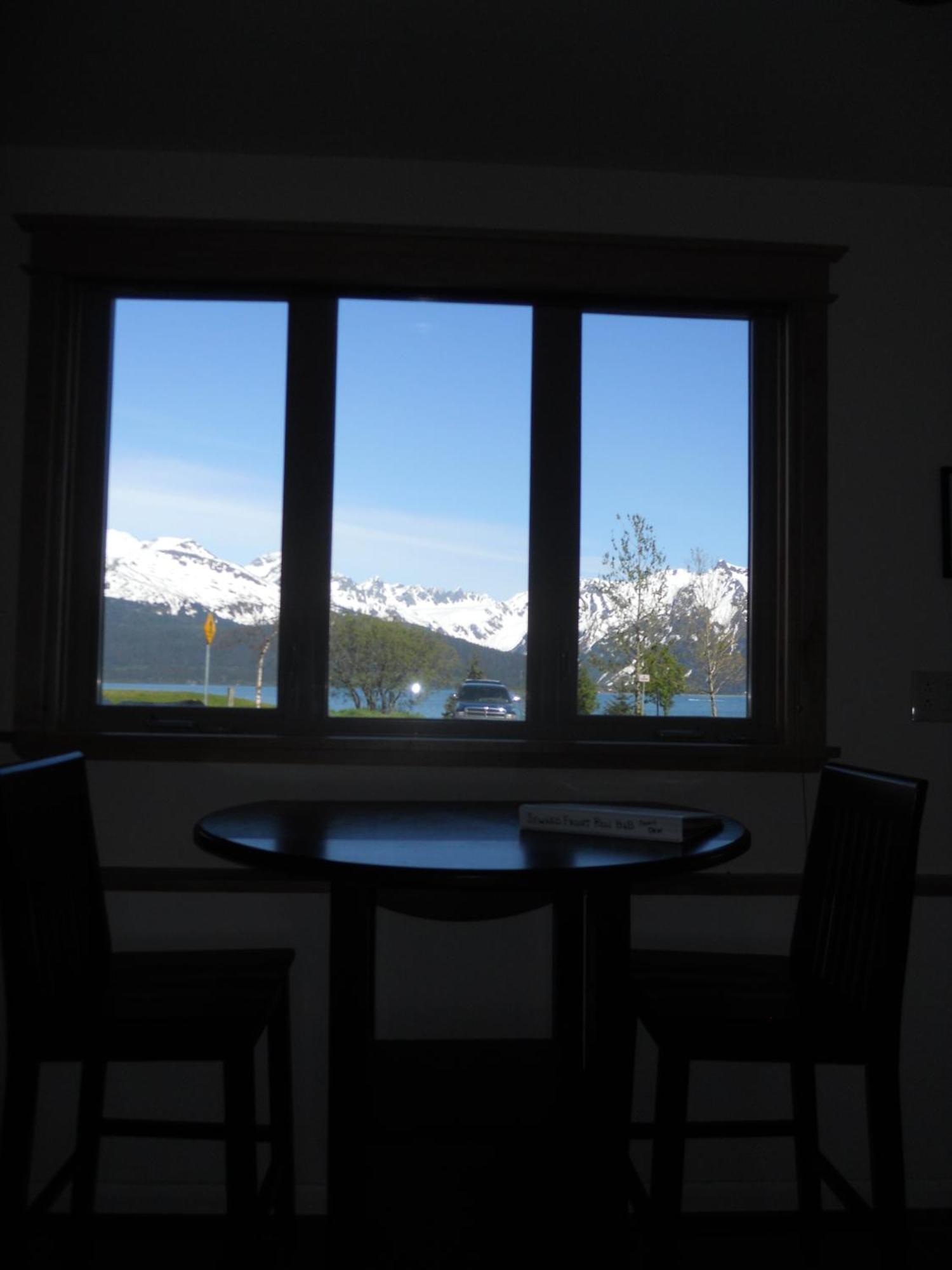 Seward Front Row Bed And Breakfast Екстериор снимка