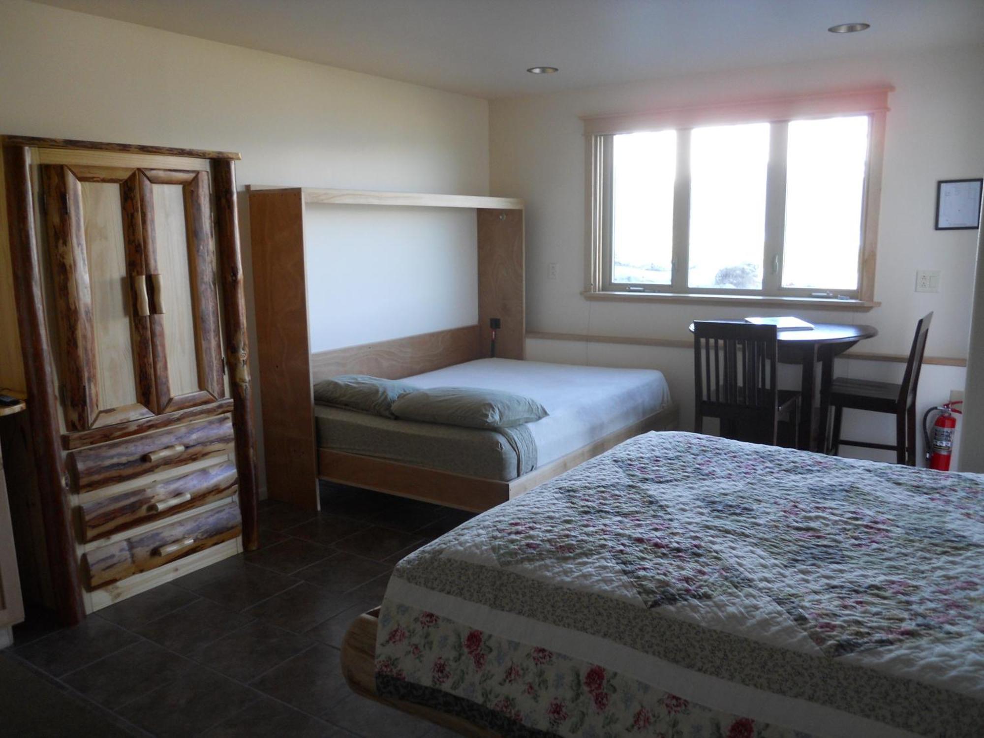 Seward Front Row Bed And Breakfast Екстериор снимка