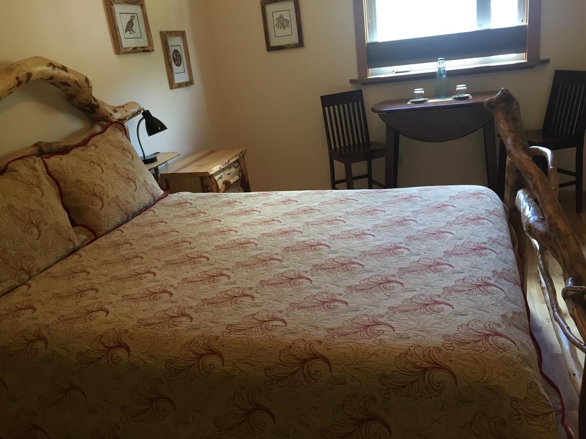 Seward Front Row Bed And Breakfast Екстериор снимка