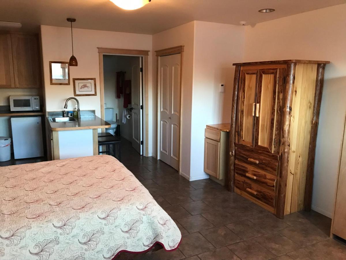 Seward Front Row Bed And Breakfast Екстериор снимка