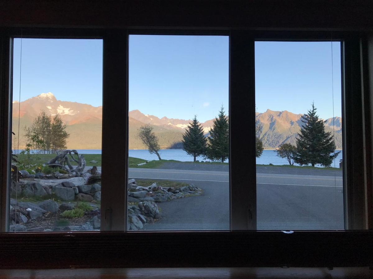Seward Front Row Bed And Breakfast Екстериор снимка
